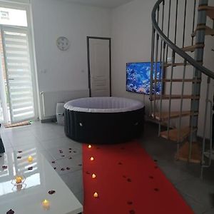 Вилла Maison Spa Jardin Petit Dejeuner Туркуэн Exterior photo