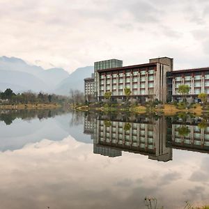 Le Meridien Emei Mountain Resort Эмэйшань Exterior photo