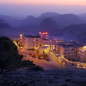 Petra Marriott Hotel Вади Муса Exterior photo