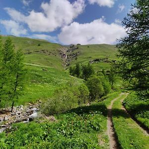 Апартаменты Les Hauts Du Roux Абриес Exterior photo