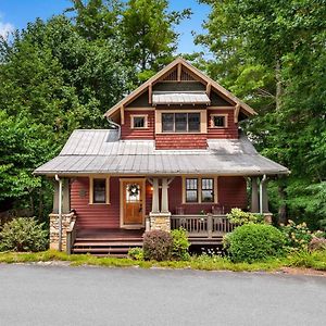 Winterberry Cottage Treetop Balcony And 5 Min To Downtown Black Mtn! Блэк-Маунтин Exterior photo