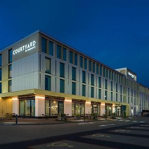 Отель Courtyard By Marriott Inverness Airport Exterior photo