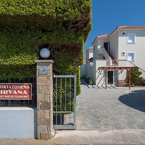 Апарт отель Nirvana Плати Exterior photo