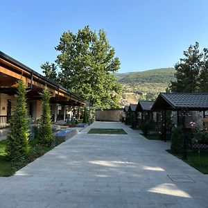 Отель Le Chalet Mont And Restaurant Chorwoq Exterior photo