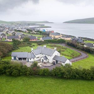 Вилла Country Setting In The Middle Of Dingle Town. Exterior photo