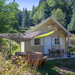 Вилла Les Cabanes D'Hestia La Salvetat-sur-Agout Exterior photo