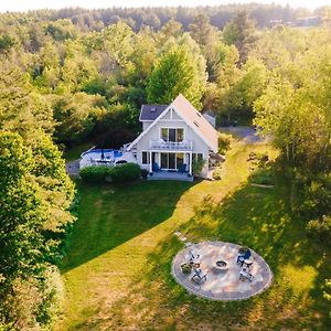 Lake-View Home With Pool In Hammondsport! Exterior photo