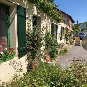 Bed and Breakfast Le Surmelin Bed & Breakfast 'Ombres' Baulne-en-Brie Exterior photo