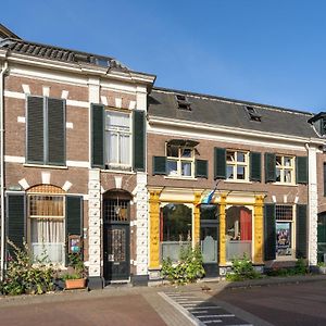 Апартаменты Huis Met De Leeuwenkoppen Дирен Exterior photo