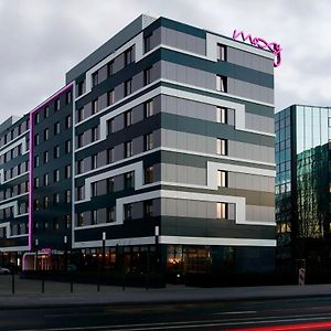 Отель Moxy Frankfurt Эшборн Exterior photo