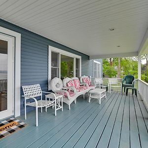 Lakefront Canandaigua Home With Dock And Kayak! Канандейгуа Exterior photo