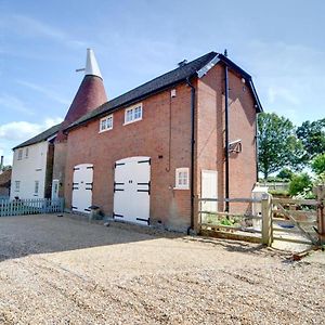 Вилла The Coach House Biddenden Exterior photo