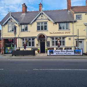 The Saddle Inn Йорк Exterior photo