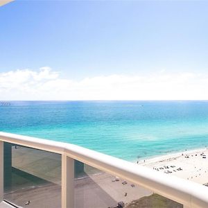 Luxury Oceanfront Sunny Isles Beach Three Bedrooms Майами-Бич Exterior photo