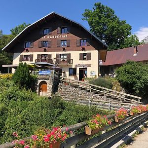 Bar Hotel Restaurant Le Margeriaz Ле-Дезерт Exterior photo