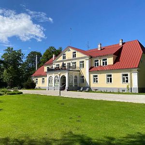 Вилла Kailes Manor Aasa Exterior photo