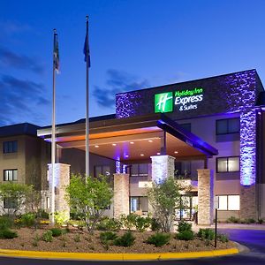 Holiday Inn Express Hotel & Suites Minneapolis-Golden Valley, An Ihg Hotel Exterior photo