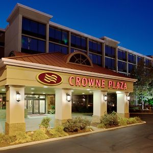 Crowne Plaza Cleveland Airport, An Ihg Hotel Мидлберг-Хайтс Exterior photo