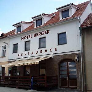 Hotel Berger Каменице-над-Липой Exterior photo