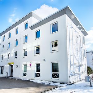 B&B Hotel Muenchen-Пуцбрунн Exterior photo