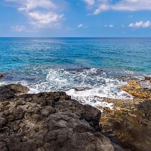 Hokuea Hale Oceanfront Private Home With Hot Tub Каилуа-Кона Exterior photo