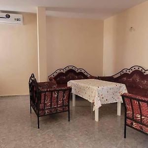 Апартаменты Beautiful And Comfy House On The Beach Of Haouaria Sidi Amor Exterior photo