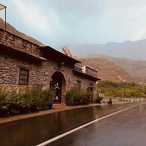 Отель Les Terrasses De Toubkal Имлиль Exterior photo