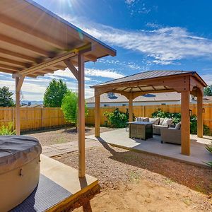 Вилла Prescott Valley Retreat With Hot Tub And Kayaks Exterior photo