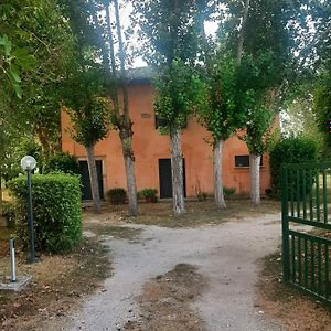 Апартаменты Il Casale Di Umberto Риети Exterior photo