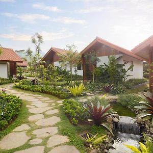 Отель Dusun Bedugul Asri Exterior photo