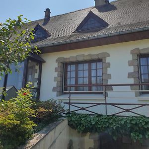 Maison Dans Le Bourg Ле-Пьё Exterior photo