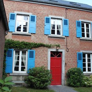 Bed and Breakfast Chambre D'Hote Les Volets Bleus Намюр Exterior photo