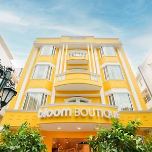 Отель Bloom Boutique - Connaught Place Area Нью-Дели Exterior photo