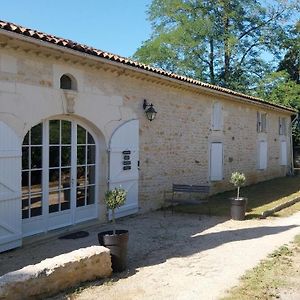 Вилла Le Clos De Fanny - Belle Longere Charentaise Burie Exterior photo