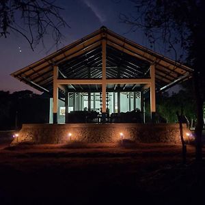 Отель Forest Edge Bungalow - Wilpattu Galkadawala Exterior photo