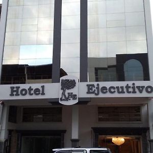 Hotel Ejecutivo Портовьехо Exterior photo
