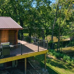 Вилла Riverfront Covington Cabin With Deck And Fire Pit! Piqua Exterior photo