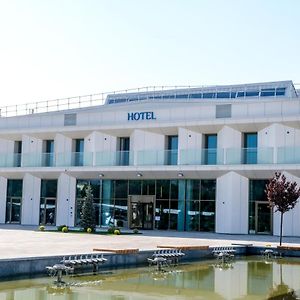 M-Clinic Hotel Ташкент Exterior photo