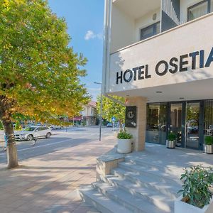 Hotel Osetia Garden Момчилград Exterior photo