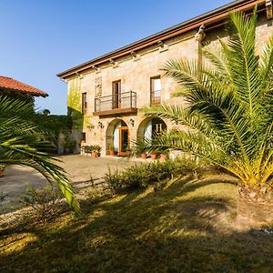 Отель Palacio Garcia Quijano Corrales De Buelna Exterior photo