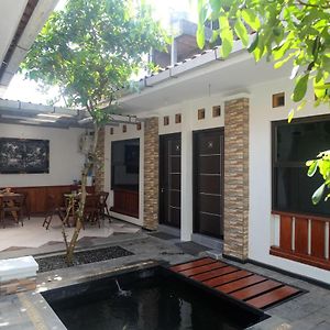 Отель Reddoorz Syariah Near Kampus Unsoed Purwokerto Banyumas Exterior photo