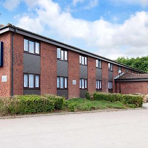 Travelodge Ipswich Stowmarket Exterior photo