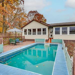 Вилла Pet-Friendly Ohio Escape With Pool, Deck And Fire Pit! Mount Vernon Exterior photo