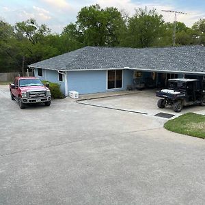 Вилла The Blue House. Large Group Getaway On Lake Whitney Lakewood Harbor Exterior photo