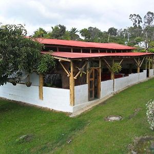 Вилла Casa Campestre Фусагасуга Exterior photo