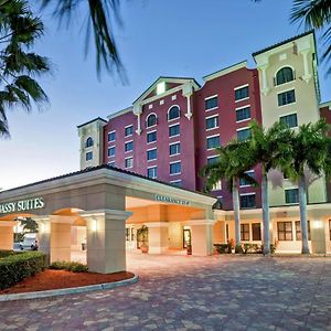 Embassy Suites Fort Myers - Эстеро Exterior photo