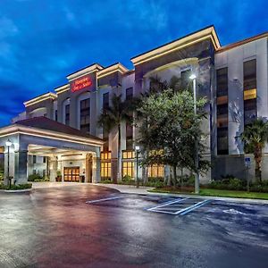 Hampton Inn & Suites Fort Myers Эстеро Exterior photo