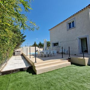 Villa Pour 10 Personnes Avec Piscine Et Jacuzzi Алес Exterior photo