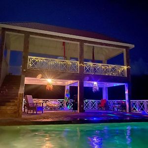 Вилла •:•Wow•:• Big Pool & Cool Sunsets Чарльзтаун Exterior photo