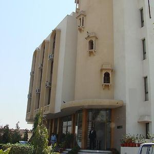 Madhuvan Hotel Dausa Exterior photo